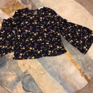 Lush Evereve floral blouse size small